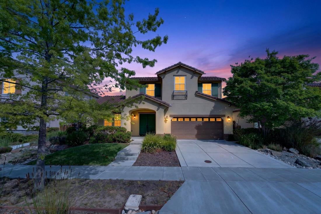 718 Timberpine Avenue Sunnyvale, CA 94086 - Photo 65 of 71 a front view of a house with a yard