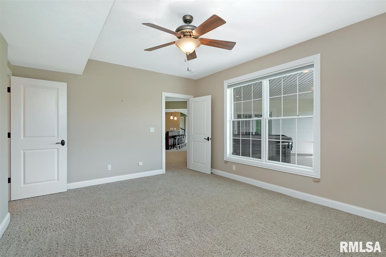 5842 Eagle Ridge Road Bettendorf, IA 52722 - Photo 26 of 36 Gallery Image 26