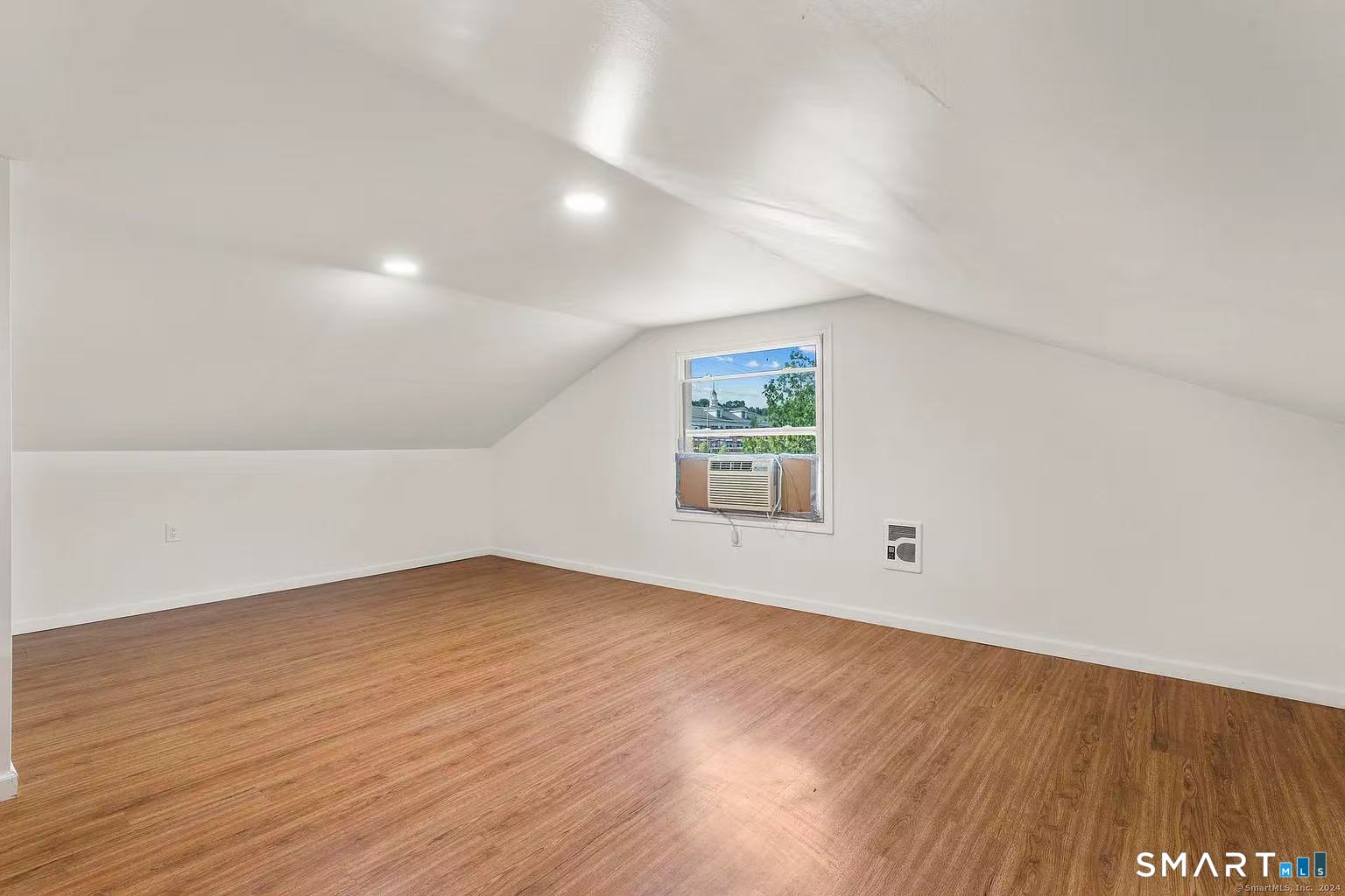 668 Ellington Road South Windsor, CT 06074 - Photo 8 of 13