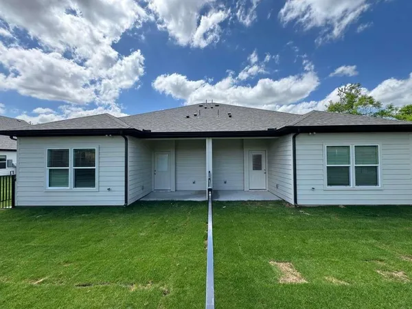 $1,850 | 1223 South Austin Street, Unit 1223, Sherman, TX 75090