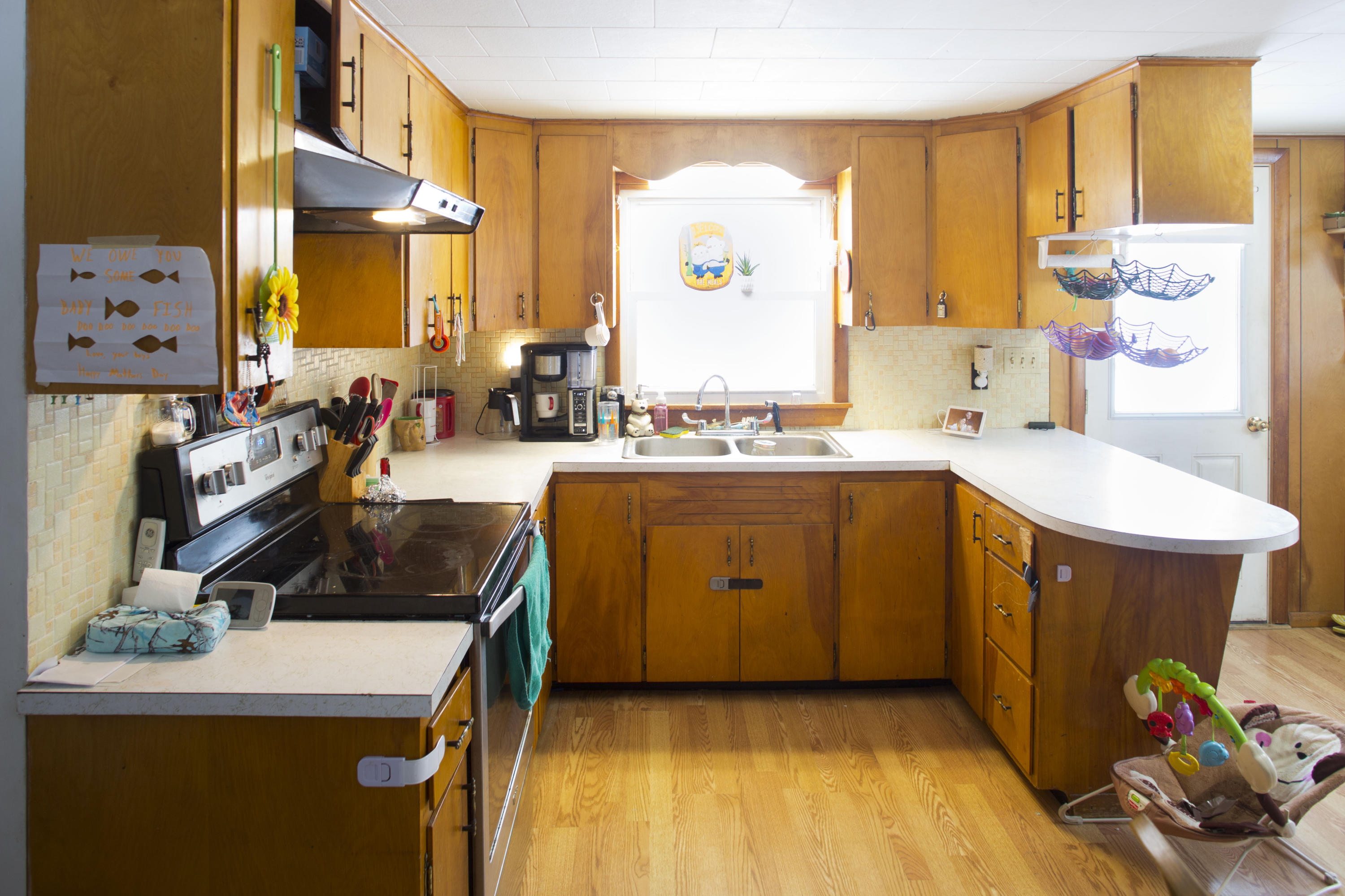 446 Lower Detroit Road Plymouth, ME 04969 - Photo 4 of 26 Kitchen