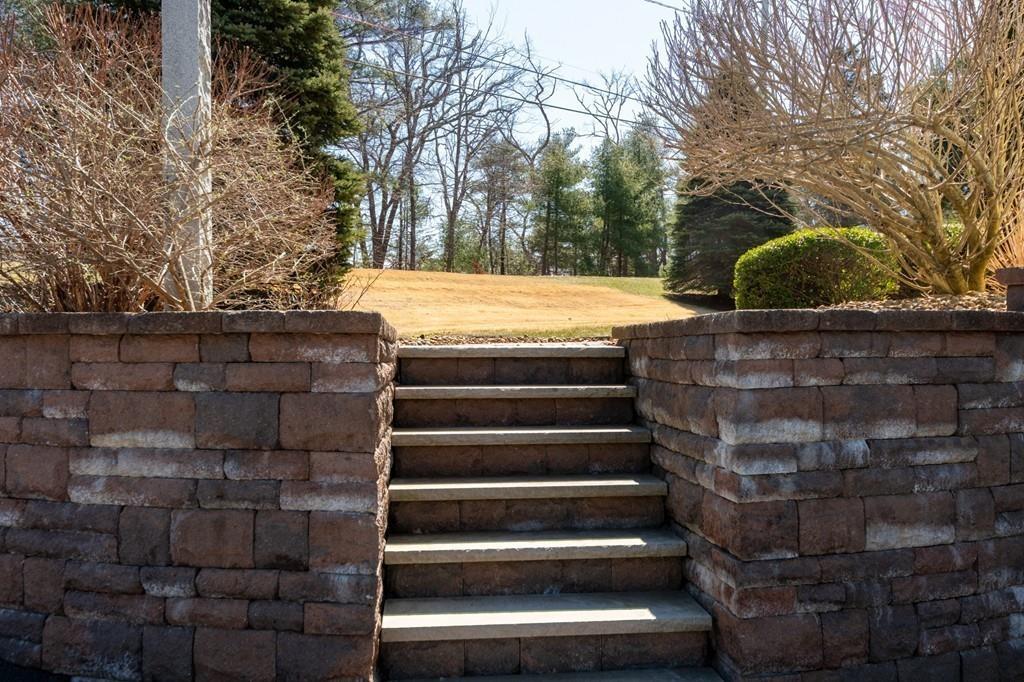 24 Woodland Road Georgetown, MA 01833 - Photo 5 of 42 Gallery Image 5