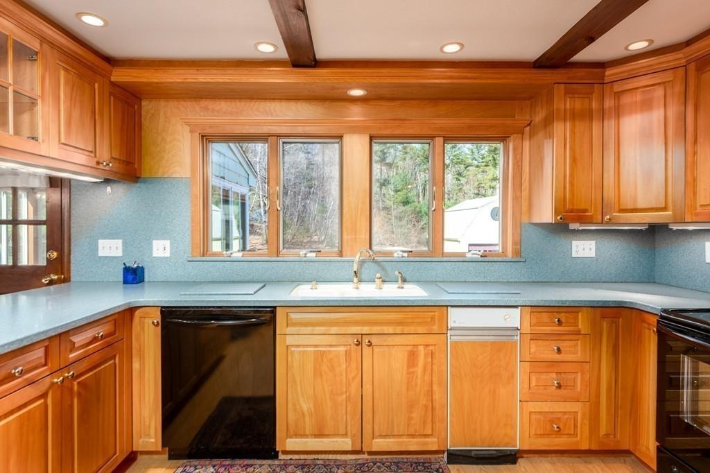 24 Woodland Road Georgetown, MA 01833 - Photo 8 of 42 Gallery Image 8
