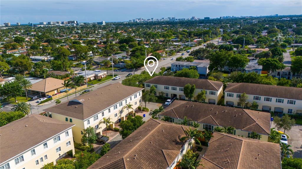 122 Southwest 7th Court, Unit 122 Pompano Beach, FL 33060 - Photo 27 of 36 an aerial view of a city