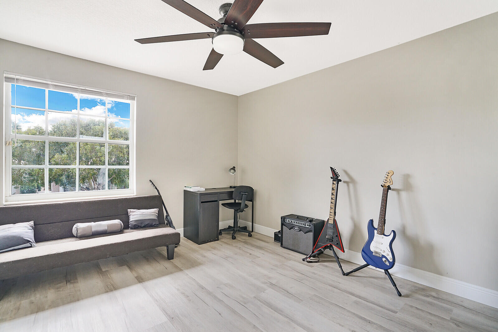 6689 Ashburn Road Lake Worth, FL 33467 - Photo 16 of 22 28_Image_28_mls