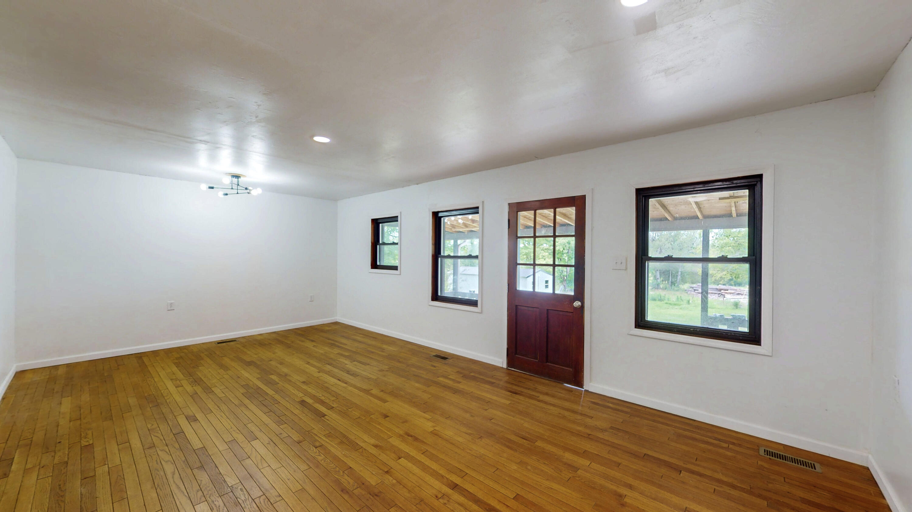 618 Carter Road Southeast Cleveland, TN 37323 - Photo 12 of 40 12-618-Carter-Rd-06242026_065747