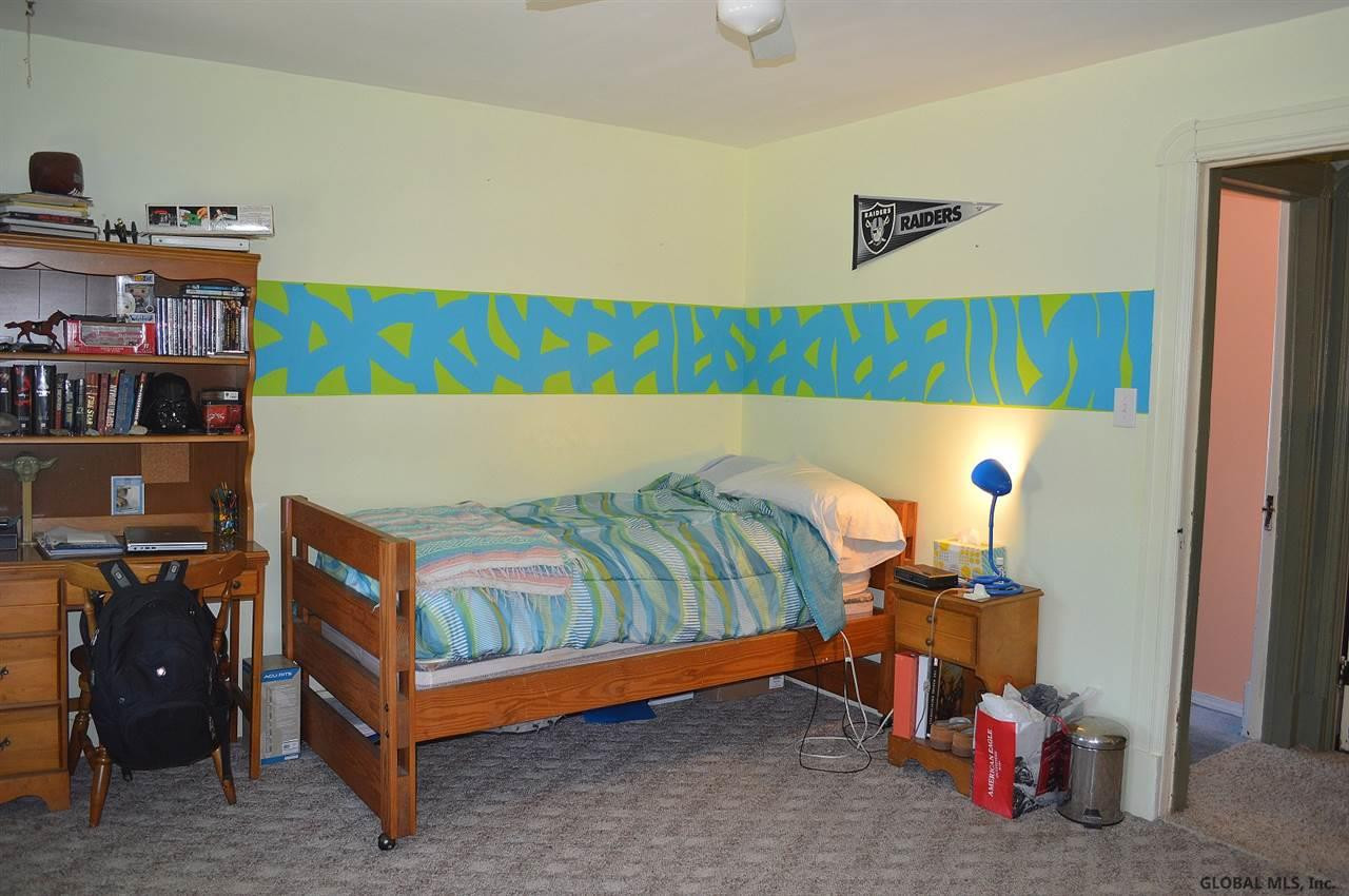 2734 Broadway Rotterdam, NY 12306 - Photo 19 of 31 Photo 19