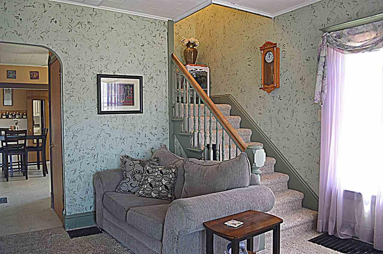 2734 Broadway Rotterdam, NY 12306 - Photo 5 of 31 Photo 5