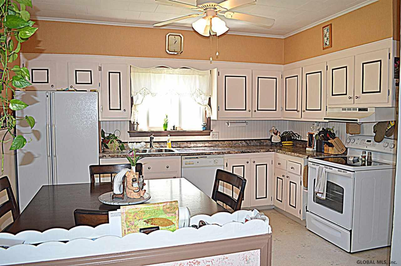 2734 Broadway Rotterdam, NY 12306 - Photo 7 of 31 Photo 7