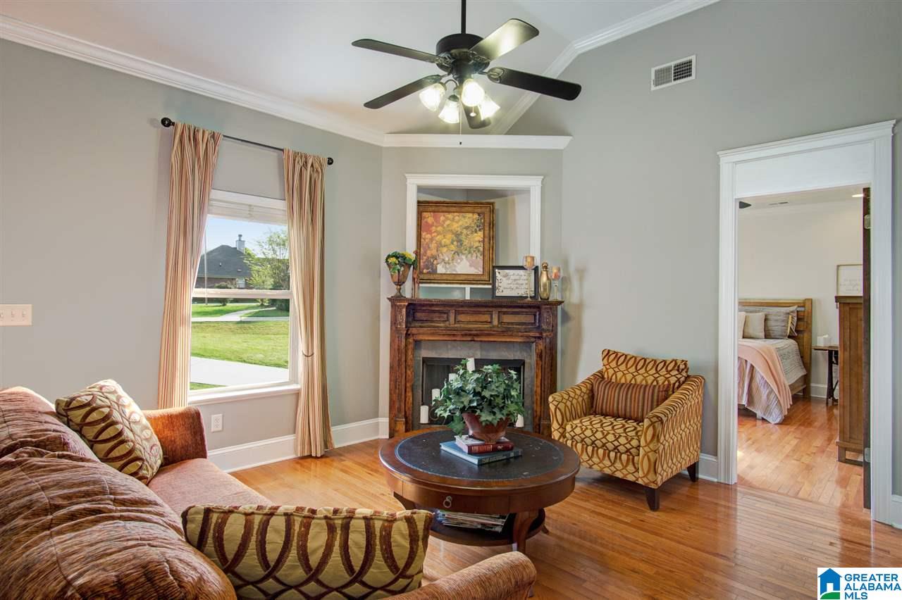 125 Star View Circle Alabaster, AL 35007 - Photo 4 of 36 Gallery Image 4