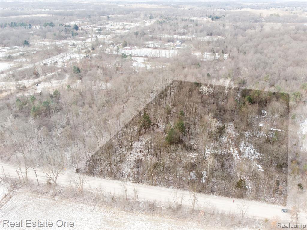 9061 Spencer Road Whitmore Lake, MI 48189 - Photo 13 of 15