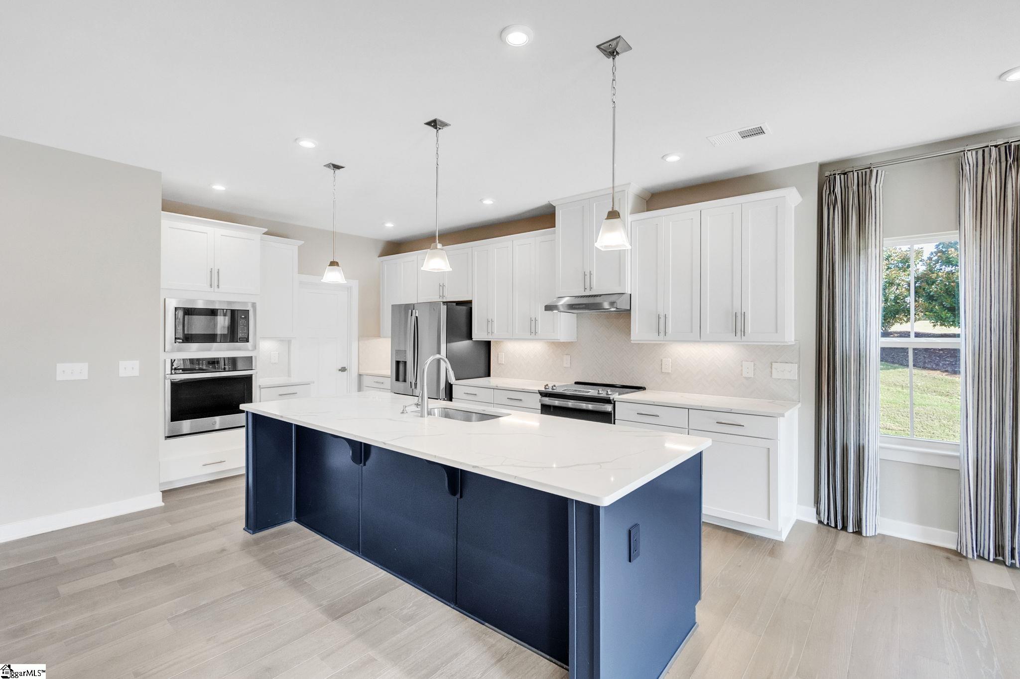 202 Blackfoot Road Greenville, SC 29607 - Photo 10 of 36 Gallery Image 10
