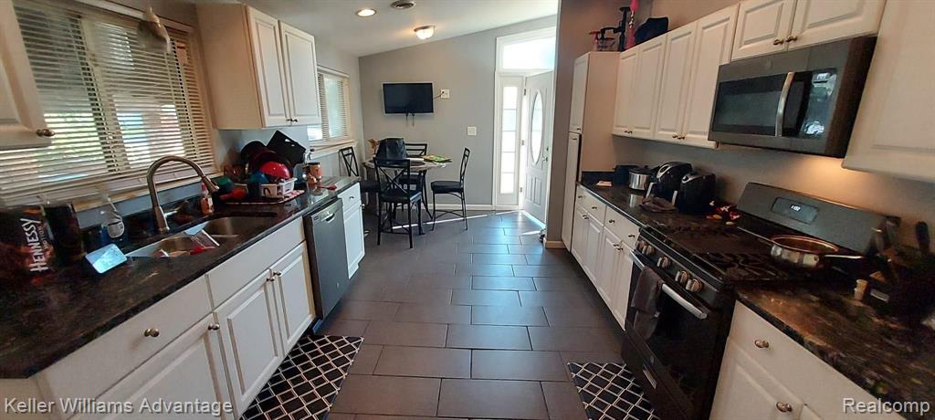 29545 Fairfax Street Southfield, MI 48076 - Photo 6 of 18