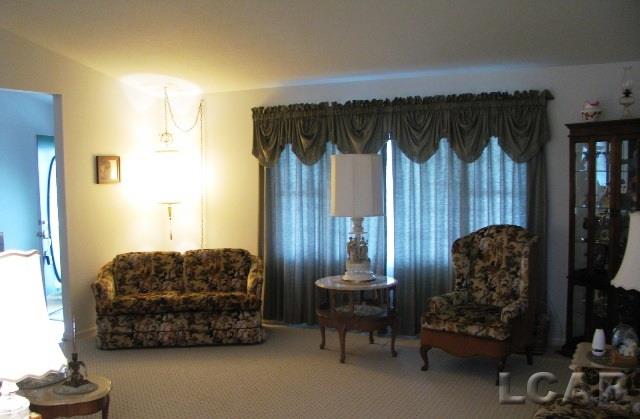 3158 Cobblestone Ridge Tecumseh, MI 49286 - Photo 2 of 19 Living Room