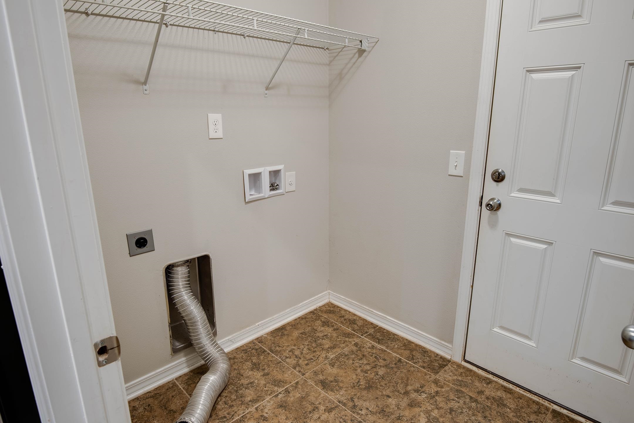 15345 Fremont Court Foley, AL 36535 - Photo 17 of 35 Laundry