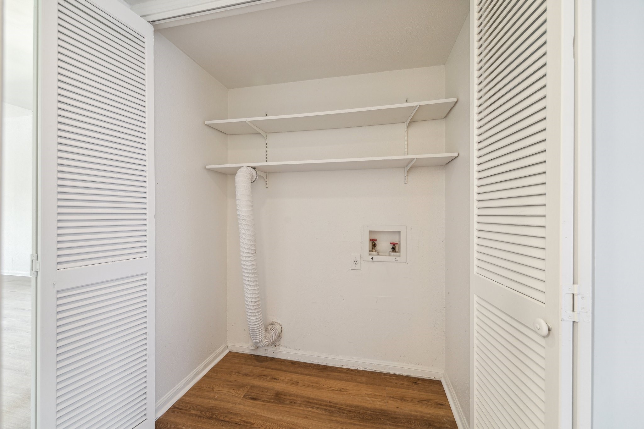 2100 Tanglewilde Street, Unit 514 Houston, TX 77063 - Photo 13 of 22 a view of empty room