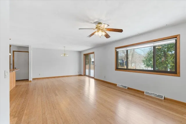 $515,000 | 2 West Spyglass Court, Madison, WI 53717