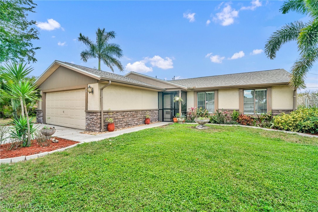 23 Arkansas Road Lehigh Acres, FL 33936 - Photo 4 of 26