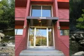 $280,000 | 1509 South George Mason Drive, Unit 21, Arlington, VA 22204