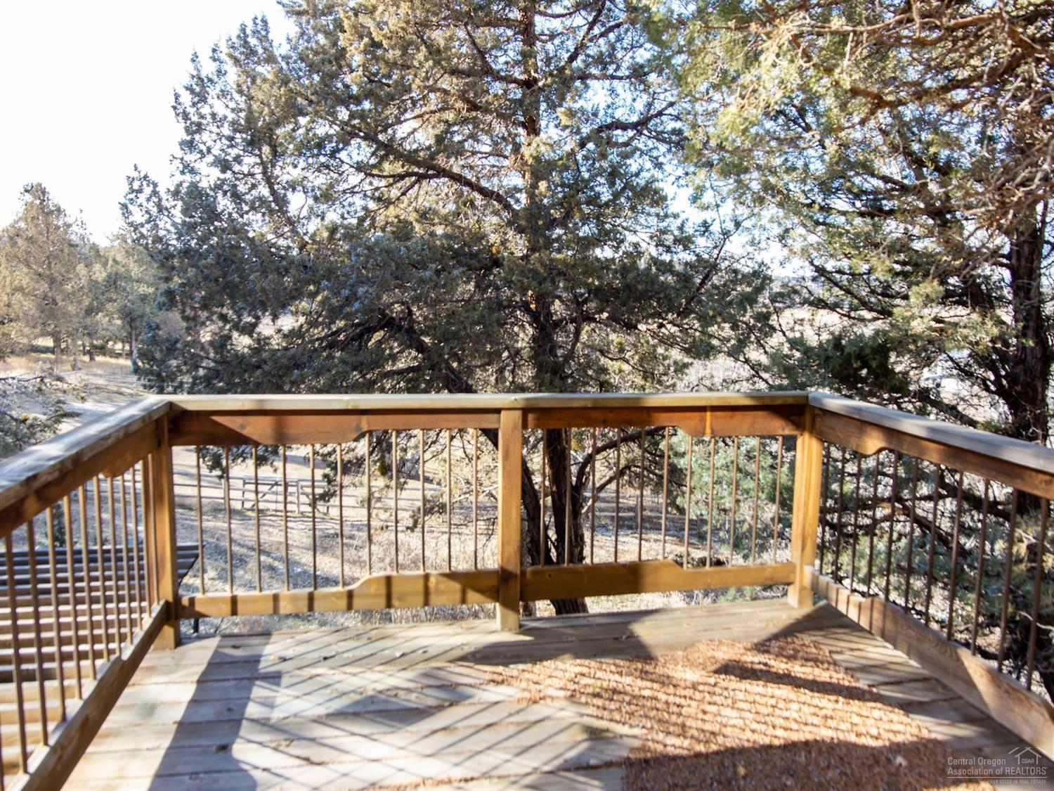 65725 Gerking Market Road Bend, OR 97703 - Photo 13 of 23 Gallery Image 13