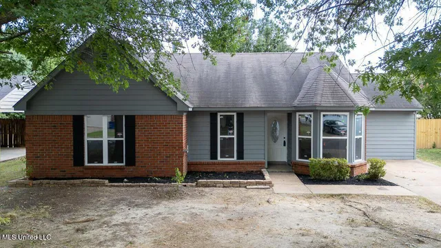 $1,700 | 10335 Yates Drive, Olive Branch, MS 38654