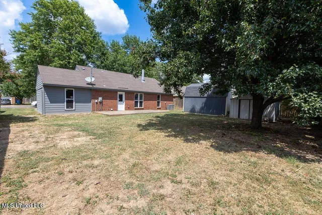 $1,700 | 10335 Yates Drive, Olive Branch, MS 38654