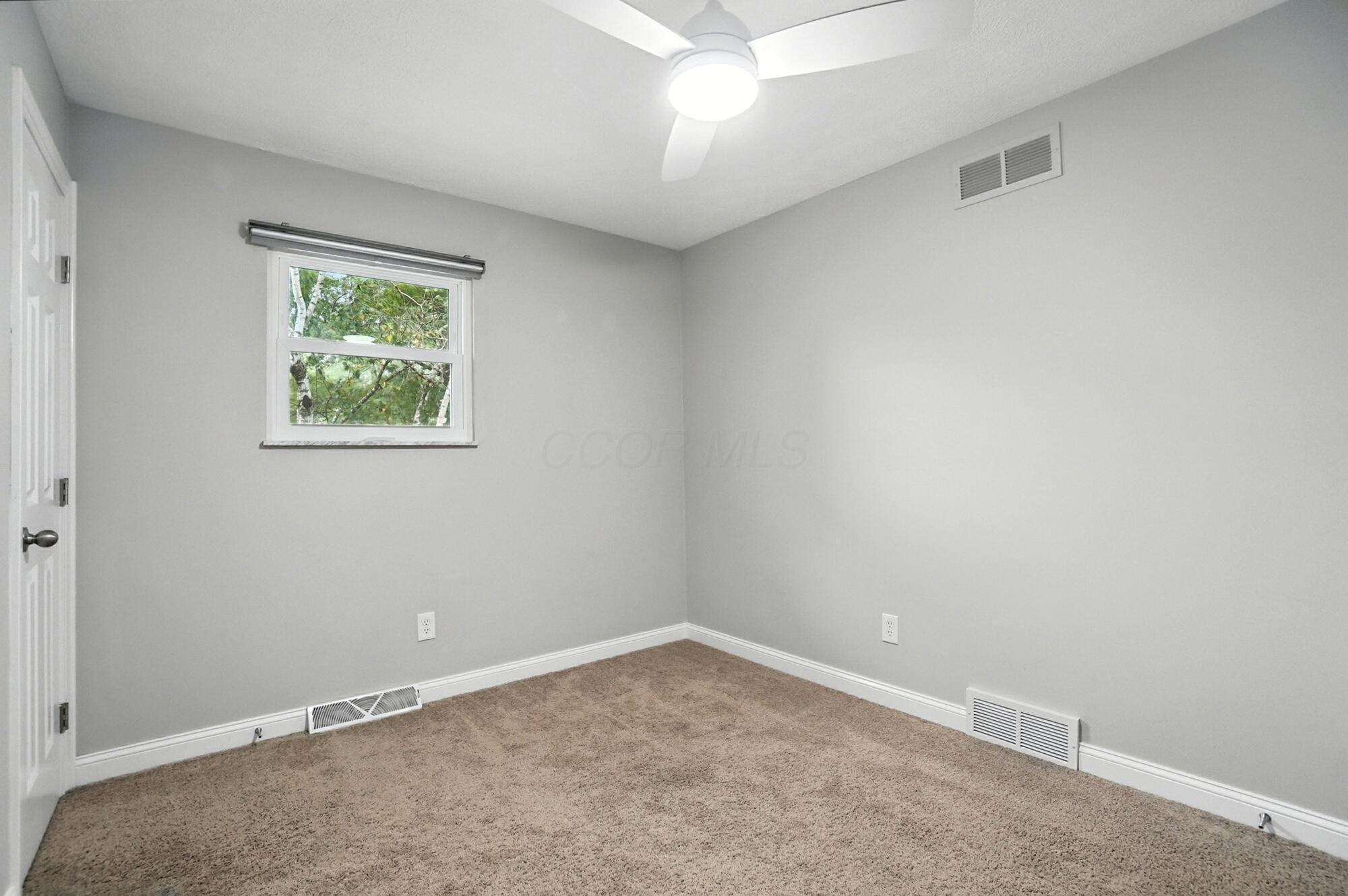2269 Fishinger Road Upper Arlington, OH 43221 - Photo 58 of 107 ceiling fan/light, carpeting