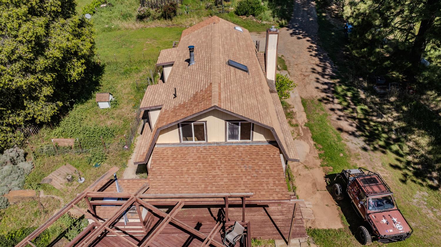 17800 Red Mule Road Fiddletown, CA 95629 - Photo 44 of 74 an aerial view of a house with a yard