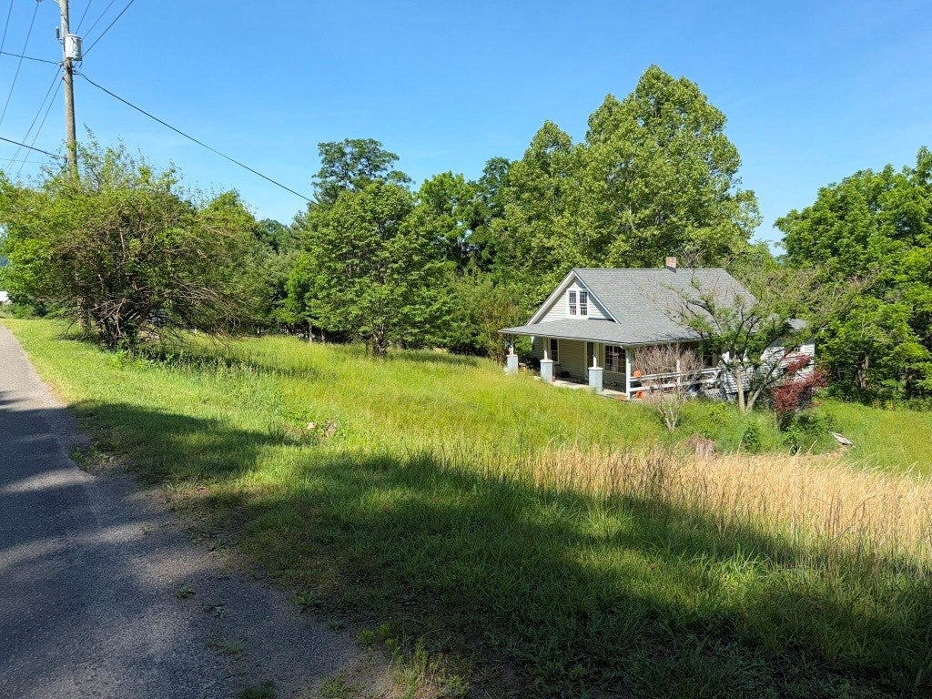 1604 Loafers Rest Road Austinville, VA 24312 - Photo 2 of 26 Gallery Image 2