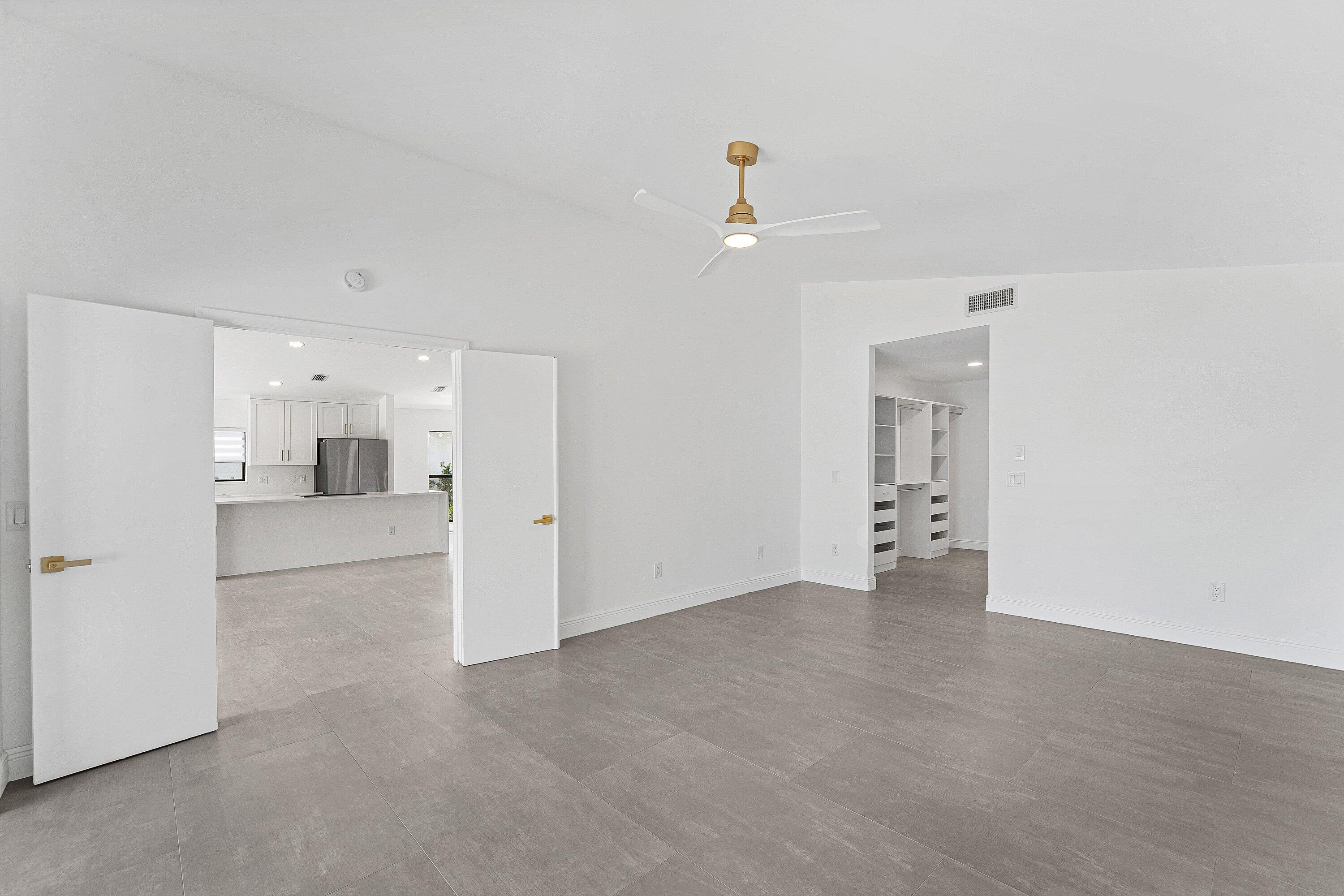 11152 Highland Circle Boca Raton, FL 33428 - Photo 12 of 44 021-11152HighlandCircle-BocaRaton-FL-334