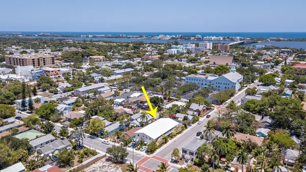 $1,595 | 612 2nd Avenue South, Unit 3, Lake Worth Beach, FL 33460