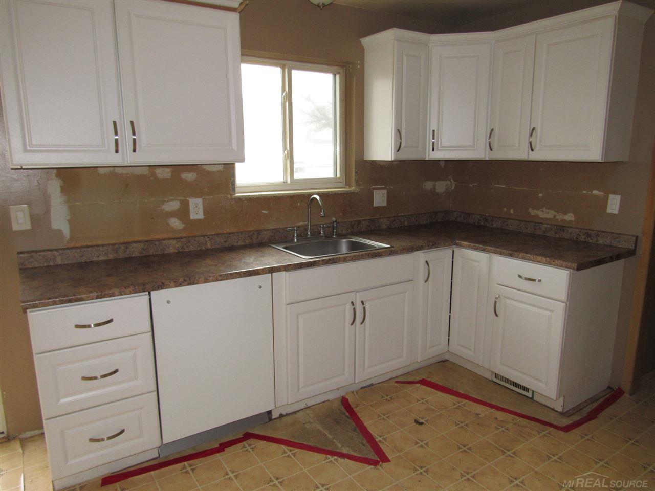 4389 East 12 Mile Road Warren, MI 48092 - Photo 20 of 35