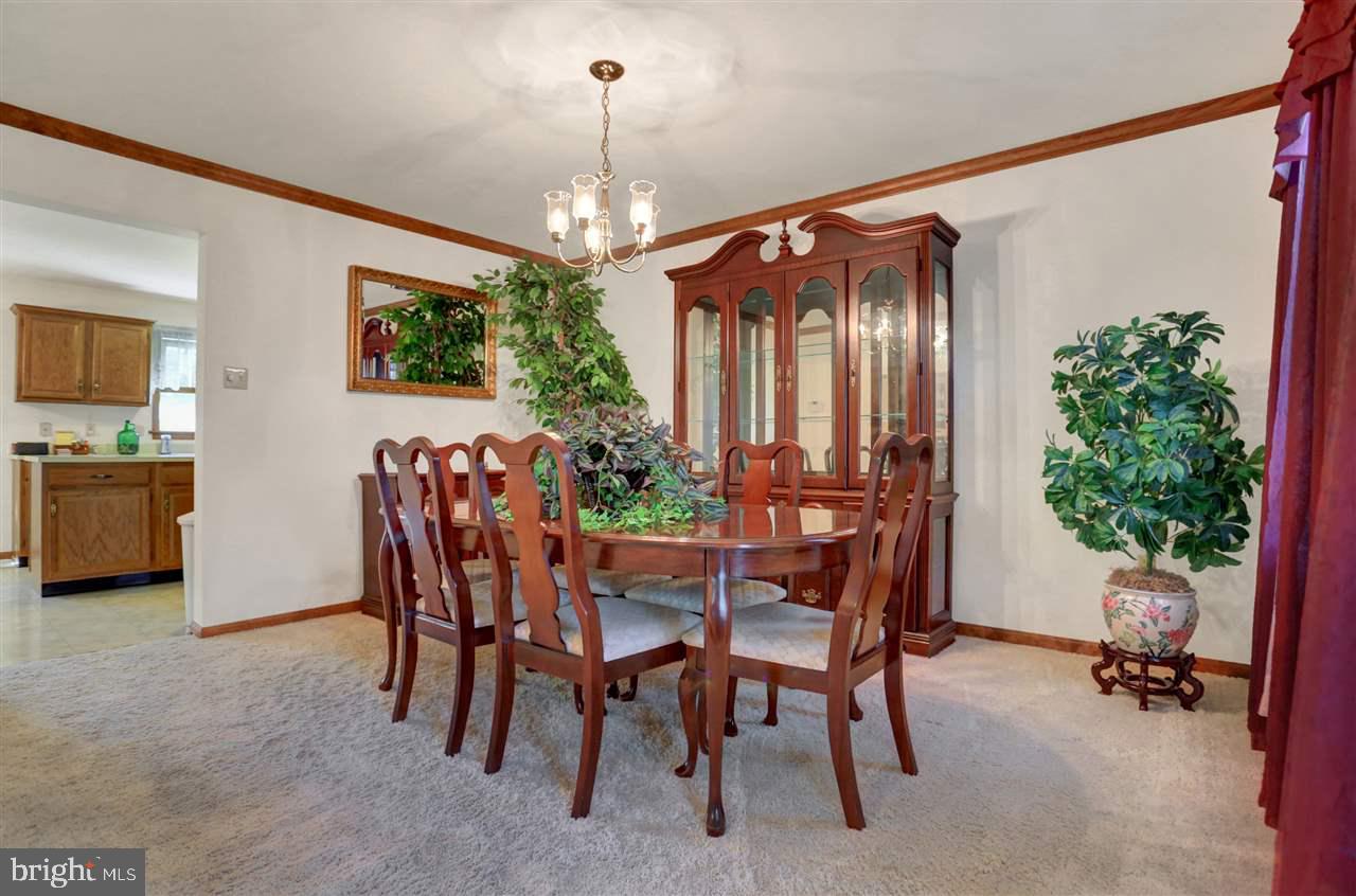 504 Hamlet Drive West Spring Grove, PA 17362 - Photo 24 of 36
