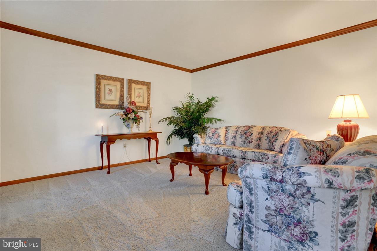 504 Hamlet Drive West Spring Grove, PA 17362 - Photo 25 of 36