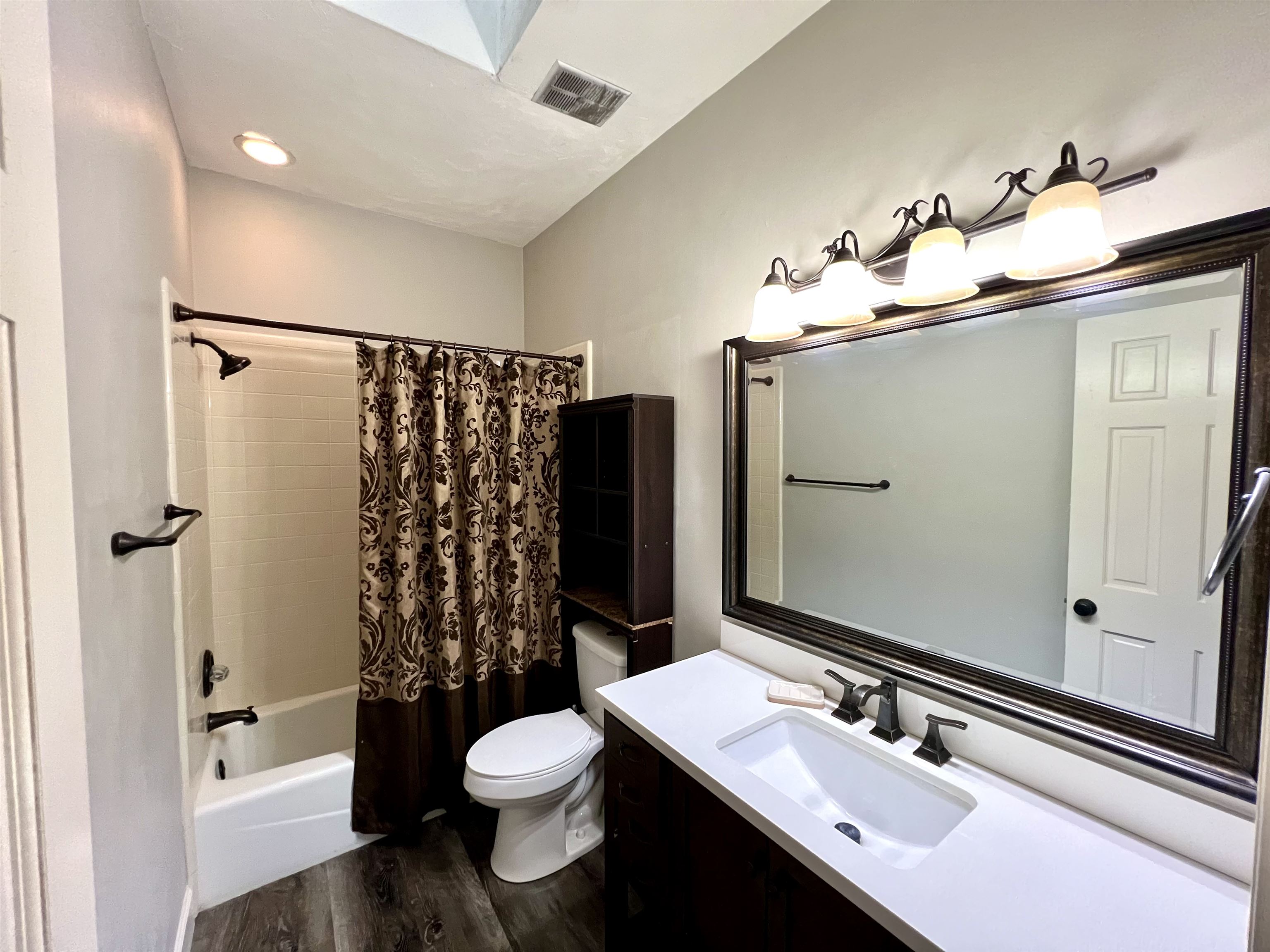 507 North Meridian St  