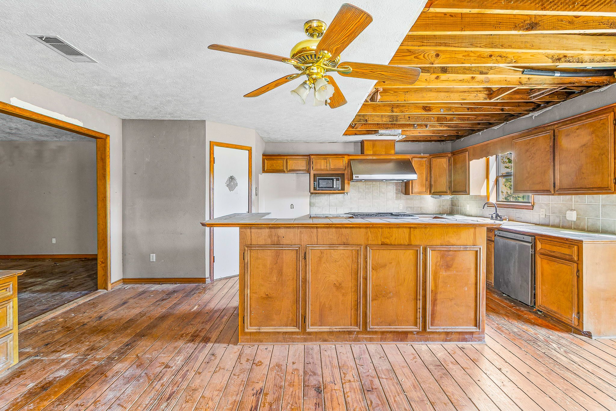 7101 Ireland Road Silsbee, TX 77656 - Photo 19 of 39