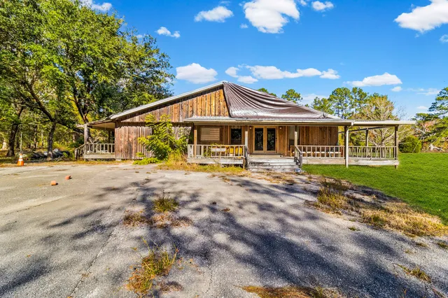 $214,900 | 7101 Ireland Lane, Silsbee, TX 77656