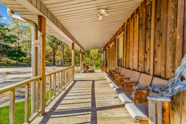 $214,900 | 7101 Ireland Lane, Silsbee, TX 77656