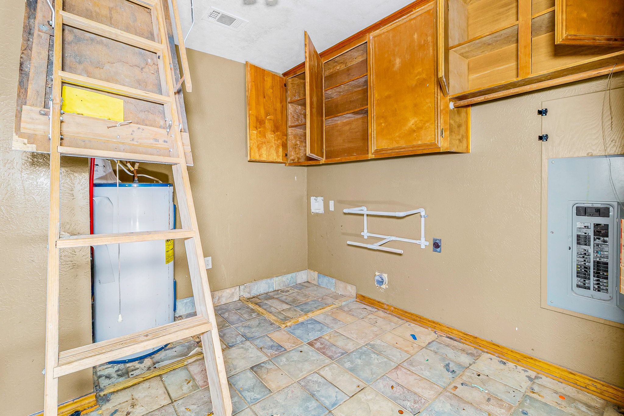 7101 Ireland Road Silsbee, TX 77656 - Photo 10 of 39