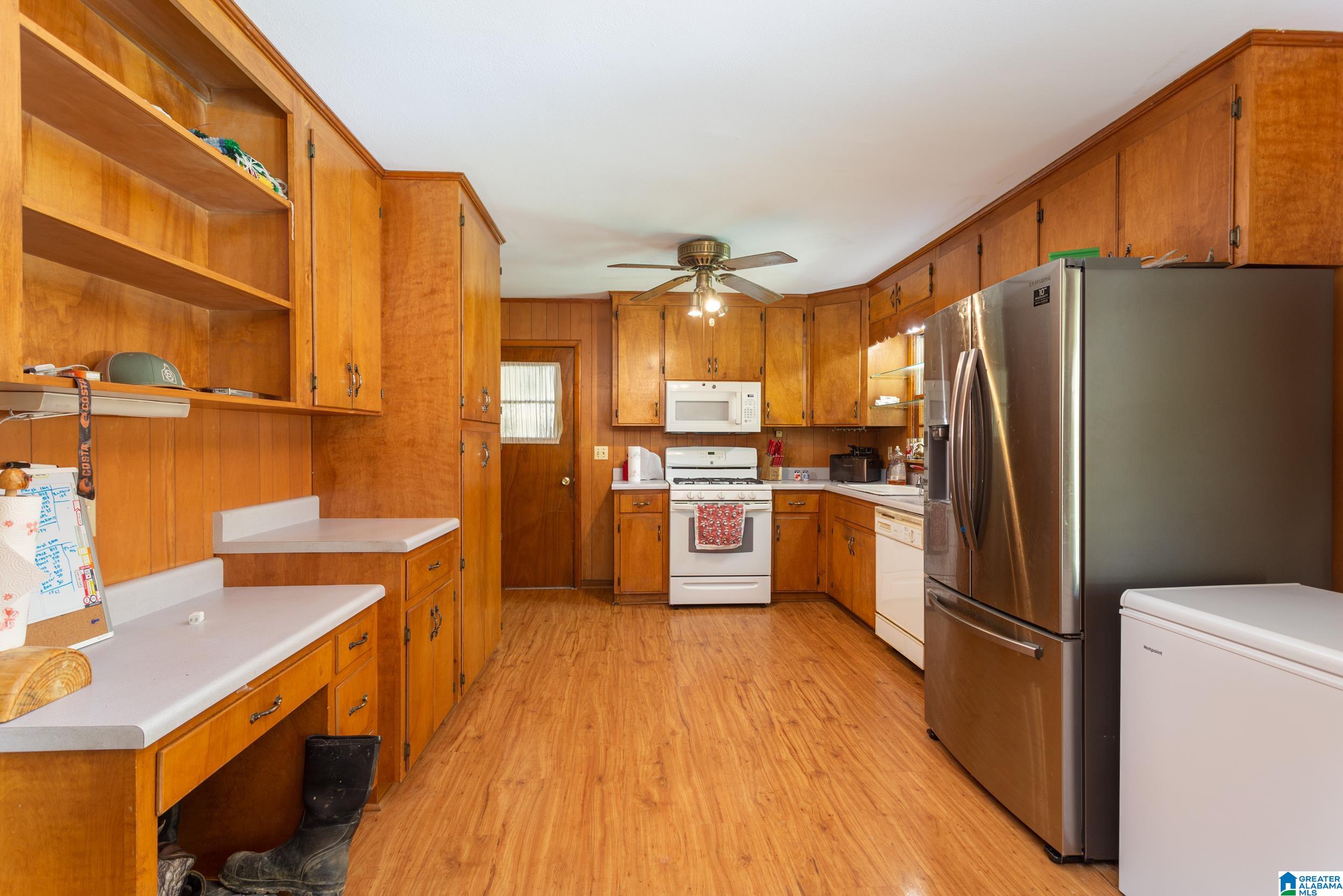 4223 Springhill Drive Anniston, AL 36201 - Photo 6 of 23