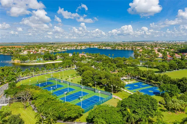 $4,700 | 10914 Northwest 67th Terrace, Doral, FL 33178