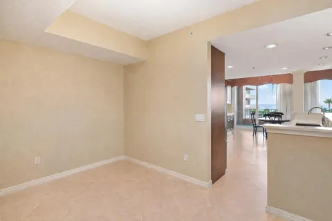 $1,575,000 | 700 Ocean Royale, Unit 302, Juno Beach, FL 33408