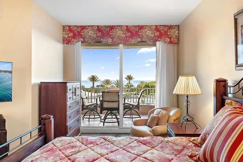 $1,575,000 | 700 Ocean Royale, Unit 302, Juno Beach, FL 33408