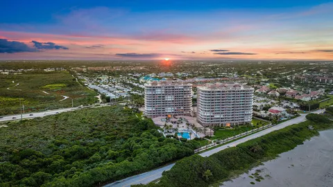 $1,575,000 | 700 Ocean Royale, Unit 302, Juno Beach, FL 33408