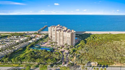 $1,575,000 | 700 Ocean Royale, Unit 302, Juno Beach, FL 33408