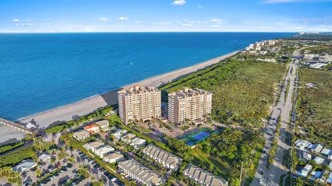 $1,575,000 | 700 Ocean Royale, Unit 302, Juno Beach, FL 33408