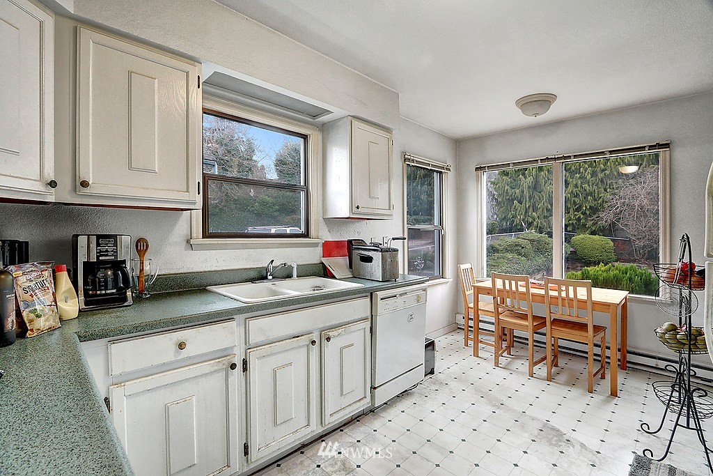130 Southwest 156th Street Burien, WA 98166 - Photo 7 of 16 Gallery Image 7