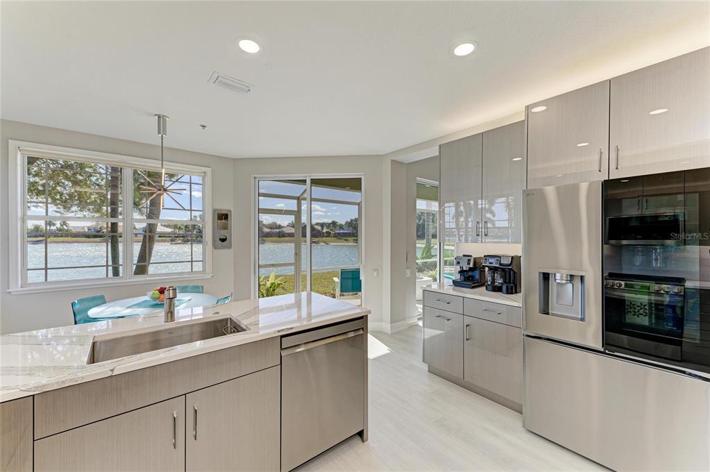 6527 Moorings Point Circle, Unit 101 Lakewood Ranch, FL 34202 - Photo 13 of 51