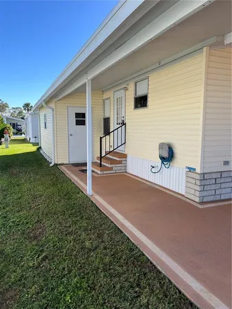 $125,000 | 374 Gracie Avenue North, Frostproof, FL 33843