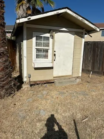 $370,000 | 1007 Acaciawood Court, Los Banos, CA 93635